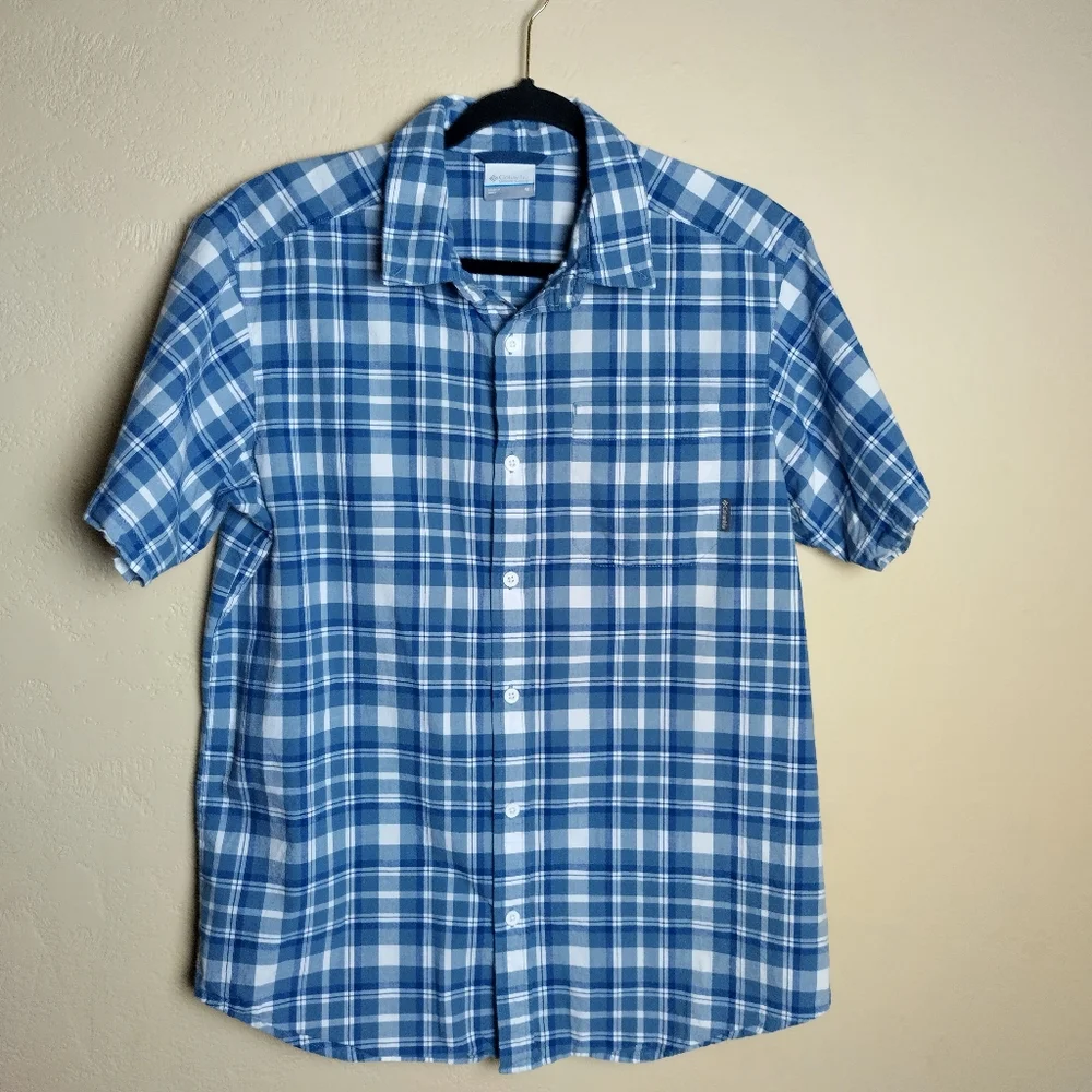 Columbia Shirt Mens size M  Blue Plaid Regular Fit Button Up Camp Casual Outdoor